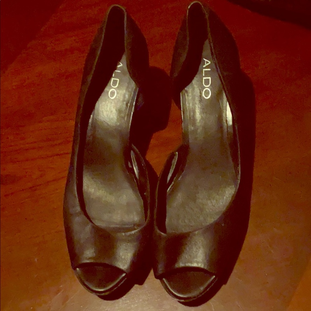 ALDO Low Heels with Peep Toe